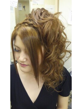 トータルビューティーサロン アイム(total beauty salon Aim) サイドアップ