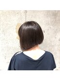 お手入れ簡単レイヤーボブ×グレージュ×ツヤ感