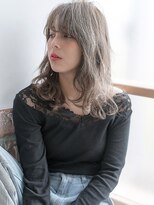 シャルール 新鎌ヶ谷(Chaleur)&nbsp;フェザーバング×グレージュ外国人風ミディ