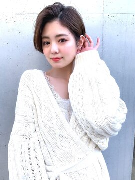 ホワイエ(Foyer) 大人ショート