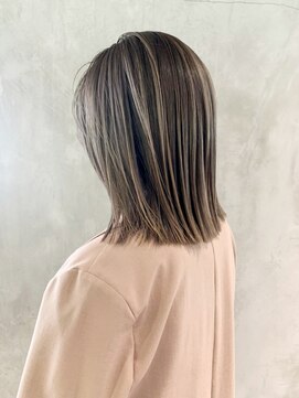 アイティーバイアルバム 藤沢店(IT by ALBUM) シャドウルーツカラー_チョコレートプリカール_ba324403