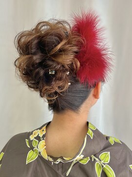 ミテ(MiTe) アレンジヘアセット　カールアップ　浴衣ヘア　浴衣着付け