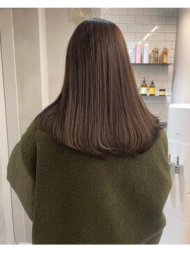 ロビン アンド ダルク(robin&darc) ぷつっとロング×ブリーチなしオリーブベージュ【髪質改善】