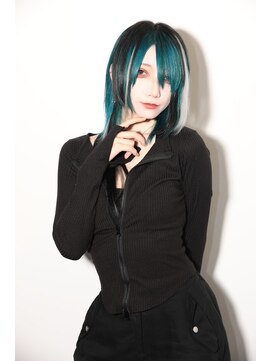 ガルテ(GARTE) エクステ/アンブレラカラー/ウルフカット/シルバー/ホワイト