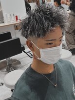 ルーストデラックス 京都河原町三条(ROOST dx)&nbsp;ツイスト×フェードショート×ハイライト