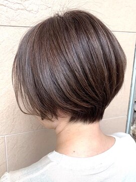 ボイスヘア(voice hair) 襟足がタイトなショート