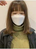 透明感カーキベージュのレイヤーミディ【銀座】