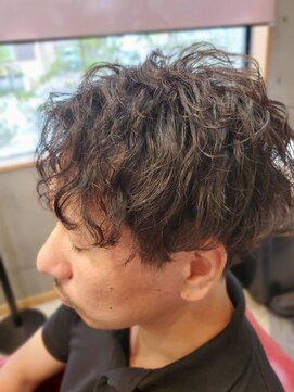 バルビエーレ アーディ(Barbier Adi) スパイラルパーマ