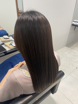 イルミ(iLUMi) iLUMi × イルミナカラー