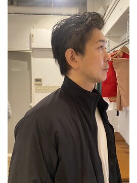 ファム(FAM) ビジネスヘア 刈り上げなし ショート グレイヘア 代官山