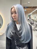 ソル ジングウマエ(SOL JINGUMAE) 水色レイヤー/ハッシュカット/フェイスフレーミング