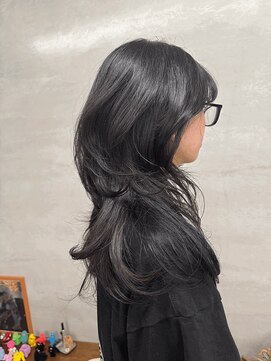 ナル(nalu.) ハイレイヤー/ハッシュカット/レイヤーカット