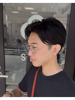 シロ(SiLO)&nbsp;センターパート/メンズカット/ツーブロック