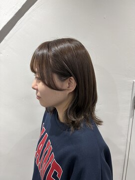 フィン(fin) ミディアムヘア