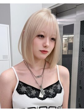 ベレーザシェルト(Beleza scelto) 20276_ホワイトブロンドハイトーンマッシュウルフオン眉ボブ
