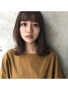 ヴェイン(VEIN) VEIN【青山】　グレージュカラー　ハイライト　ミディアム