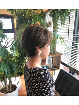 グランツ デザイナーズサロン(GLANZ Designer's Salon) ハンサムショート