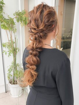 コジック ヘアアンドアイ(Cogic hair & eye) ヘアセットルーズ抜け感愛されガーリー編みおろし