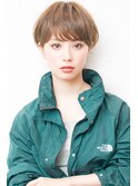 大人かわいいグレージュ小顔ナチュラルショートボブ