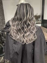 シフト ニュートラル(SHIFT N)&nbsp;バレイヤージュ　ホワイトベージュ