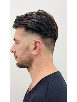 アルス ウィズ アクロス オモテサンドウ(aluss with AKROS omotesando) 簡単スタイリングシェード