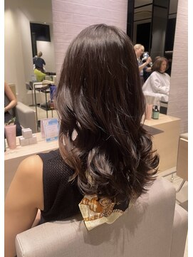 ステア ケース(stair case) 【NATASHA】銀座レイヤーカット/20代/30代/40代/50代