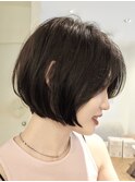 ショートボブ/大人ボブ/流し前髪/暗めカラー/地毛風カラー/銀座