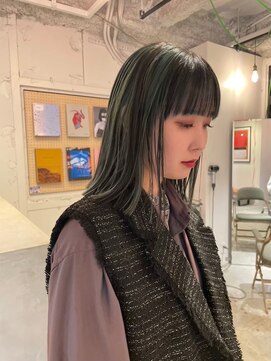 ルーム(Loom.) デザインカラーコントラストハイライト切りっぱなしボブ