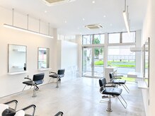 ケリー 水戸店(KELLY)の雰囲気（洗練された落ち着いたサロン空間☆路面店で通いやすい。。）
