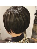 リコモ(Likkle More) 大人ショート 担当中嶋【十条 美容室 リコモ】