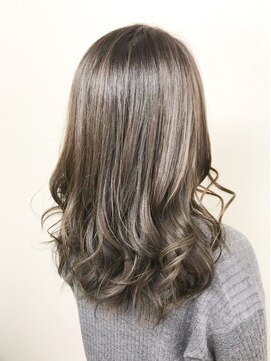 オアシス ガーデン 松戸店(Oasis GaRDEN) カジュアルフェザーベージュ