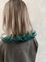 イール(iIIL) 【iIIL hair lounge】裾カラーターコイズジェラトーニ　高崎