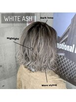 トゥーミー(to mee)&nbsp;バレイヤージュ♪[担当 新田][ハイトーンカラー/オンブレ]