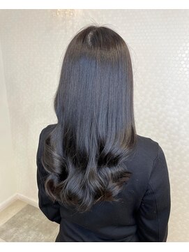 ヘアーアンドメイク ドレス(DRESS) 韓国ブラックヘア&りんご幹細胞トリートメント