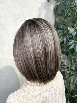 フィーネ 柏(Fi-Ne) ボブ×シャドウルーツ