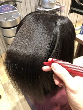 ブランシェ神領店 梅雨に向けて☆髪質改善ストレート☆