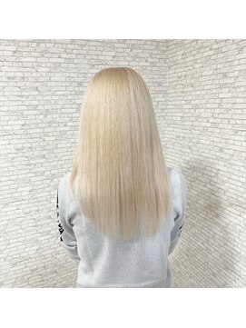 スイ(Suy') ホワイトブロンド