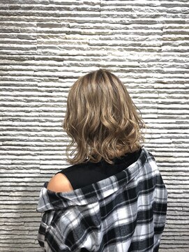 ビス ヘア アンド ビューティー 西新井店(Vis Hair＆Beauty) 透明感抜群♪ダブルカラーブリーチミルクティーベージュ