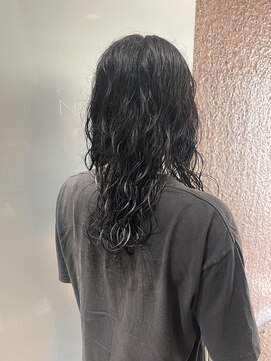 ノード(NODO) ロングウルフ+スパイラルパーマ