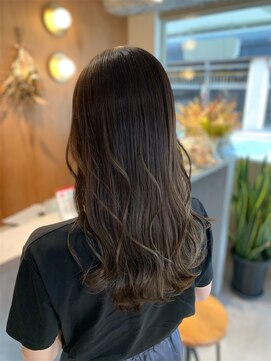 ニコ(niko) 【二村】艶感×クールオリーブベージュ