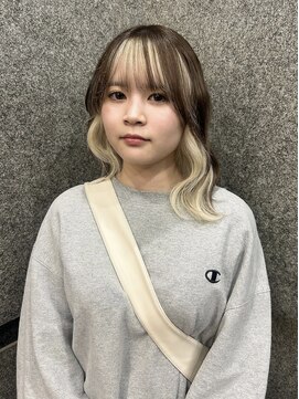 ヤド 原宿(YADO) デザインカラー/インナーカラー/ホワイトブロンド