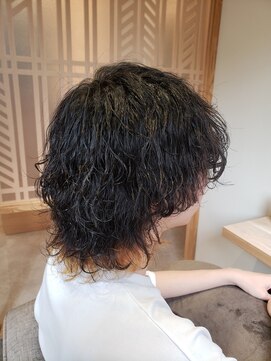 ミリ 国分寺(Mili) ショートウルフカット&波巻きパーマ