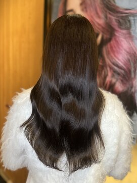 ブローチェアヴェダ アヴェダカラー、透明感カラー、艶髪、ベージュカラー、ブラウン