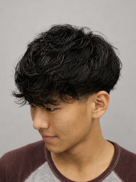 スター(STAR) 波打ちパーマ×マッシュ｜韓国風ヘア
