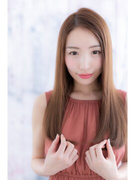 ミック 日暮里店(miq) 縦ライン強調の小顔ストレートで☆ウルツヤ透明感