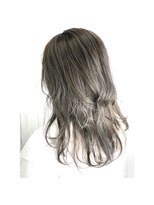 アヤメ(ayame)&nbsp;【ayame大泉学園】レイヤー_イルミナカラー_グレージュ_カット