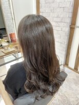 ベルポ(Bellpo)&nbsp;ベージュ×オリーブカラー30代/40代/50代/髪質改善