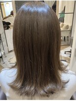 ジーナ セントラル銀座(Zina)&nbsp;外はね＊シアーグレージュ＊セミディ【ZinaCENTRAL】