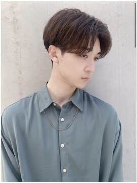 ロンド アンブル 四条烏丸(Lond ambre) 【Lond ambre】萱原大幹　センターパート/ハンサムショート