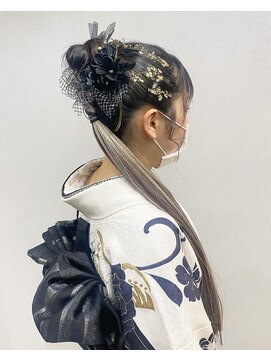 フィオーレ ヘアデザイン(FIORE hair design) 成人式 卒業式 ヘアセット ヘアアレンジ ポニーテール